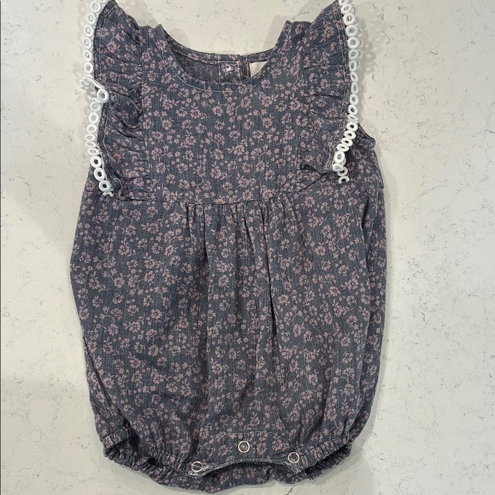 Vignette Poppy Bubble in purple & blue.  Size 0-3M